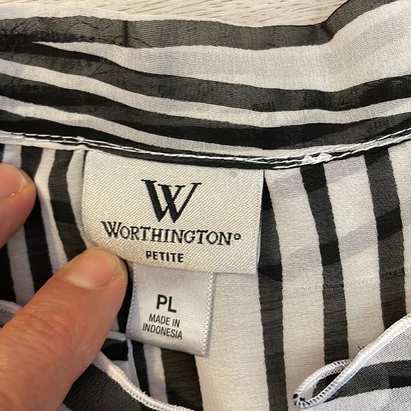 Worthington Sheer Black & White Short Sleeve Button Down Ruffled Collar Top PL - Picture 6 of 11